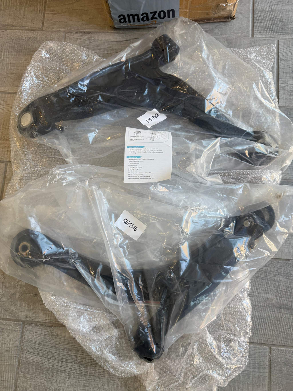 ASTARPRO - 2pcs Front Lower Control Arms with Ball Joint Assembly K621545