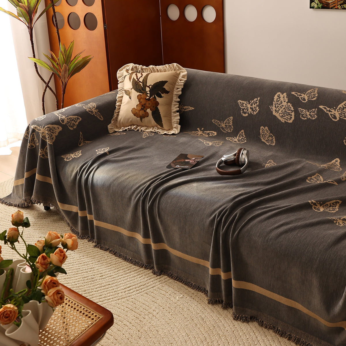 Butterfly Jacquard Soft Couch Blankets Cover for Couch Reversible Modern Sofa Slipcover Throw Covers