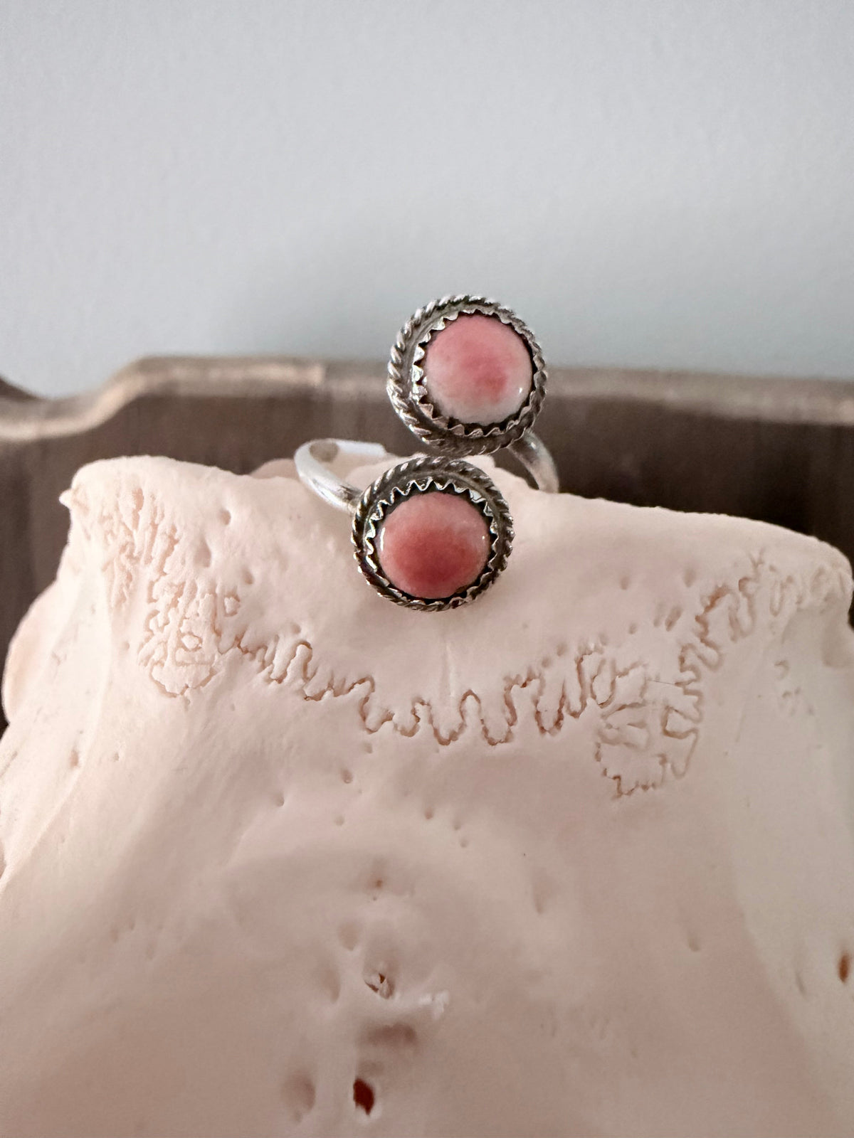 Navajo Made By Esther White Red Spiny Adjustable Band Ring