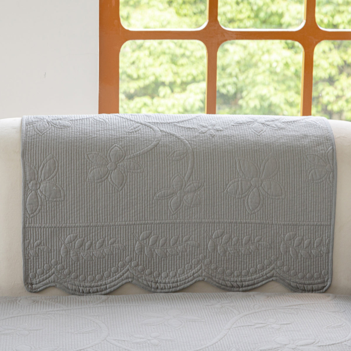 Floral Cotton Quilted Sofa Cover, Non-Slip Couch Protector with Scalloped Edges