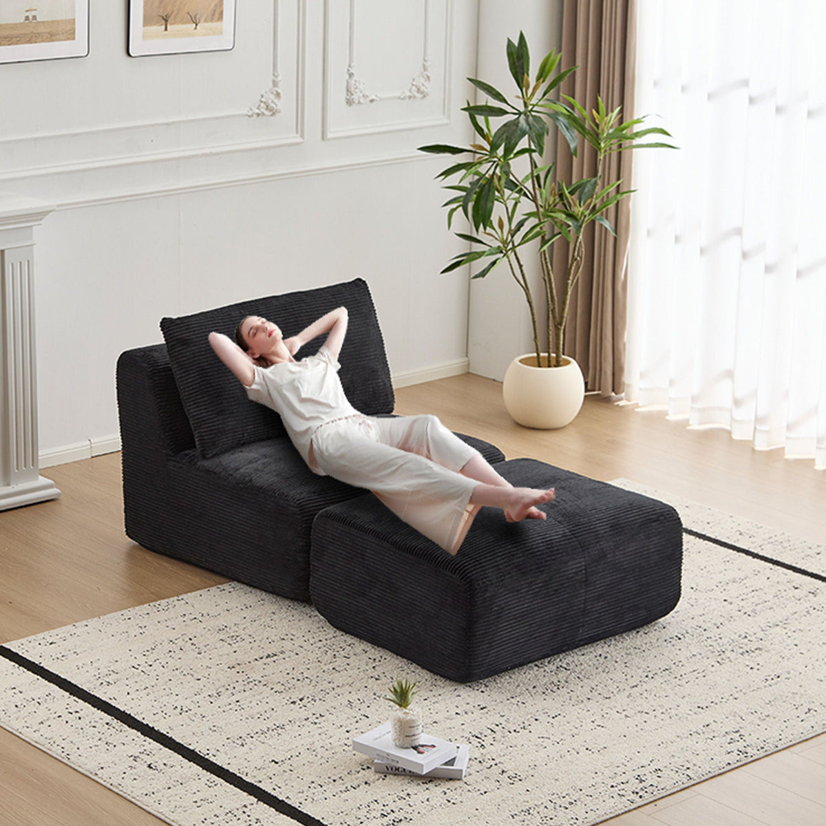 Single Chaise Longue With Movable Ottoman For Living Room