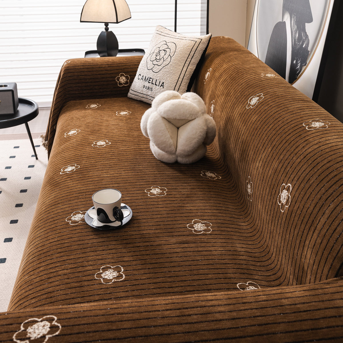Chenille Camellia Floral Sofa Throw Cover Couch Blanket with Striped Jacquard