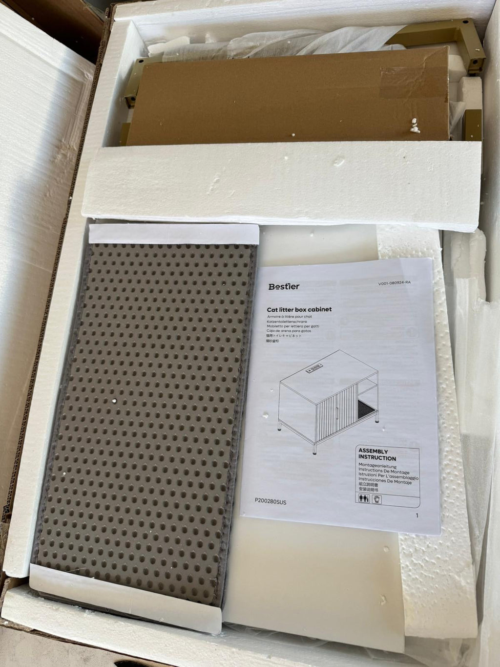 Open Box Bestier Cat Litter Box Enclosure