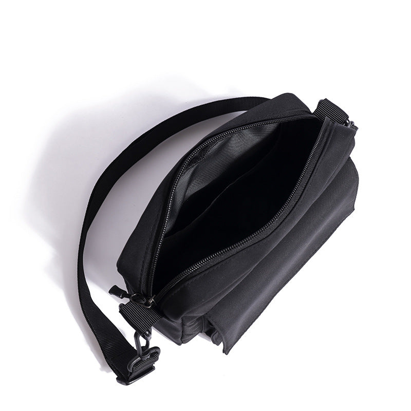 Men's Shoulder Bag Lightweight Nylon Cloth Bag Simple Student Travel Leisure Messenger Bag