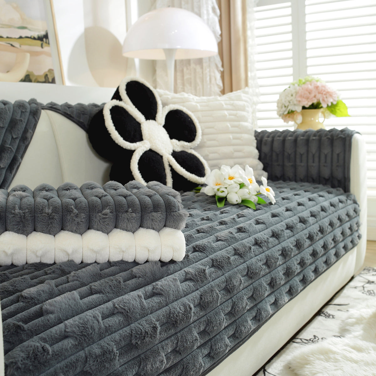 Bamboo-Style Sofa Towel, Faux Rabbit Fur Thickened Non-slip Seat Cushion Covers