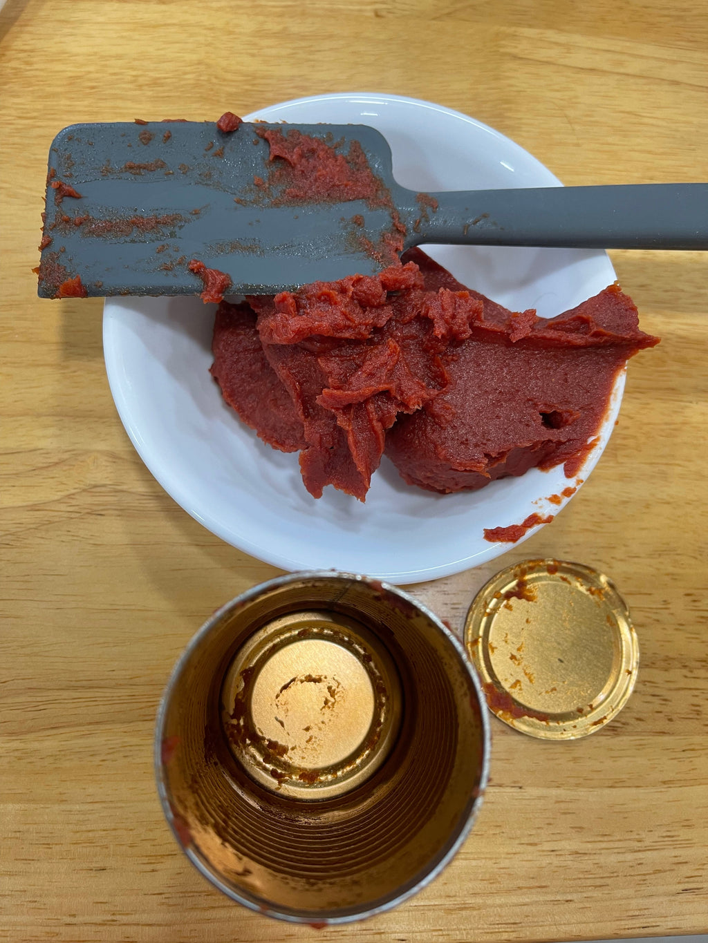 Silicone Scraper/Spatula – Scrape&Save CJ – Flexible Kitchen Scraper for Cans, Jars, and Containers