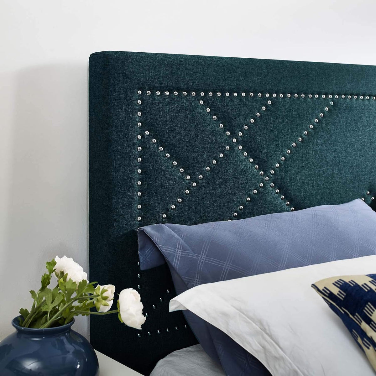 Reese Upholstered Nailhead Linen Fabric Full / Queen Headboard Size in Azure