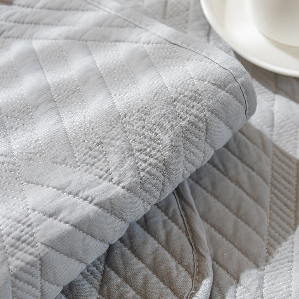 Quilted Geometric Cotton Sofa Cover, Non-Slip & Thick Padded Furniture Covers