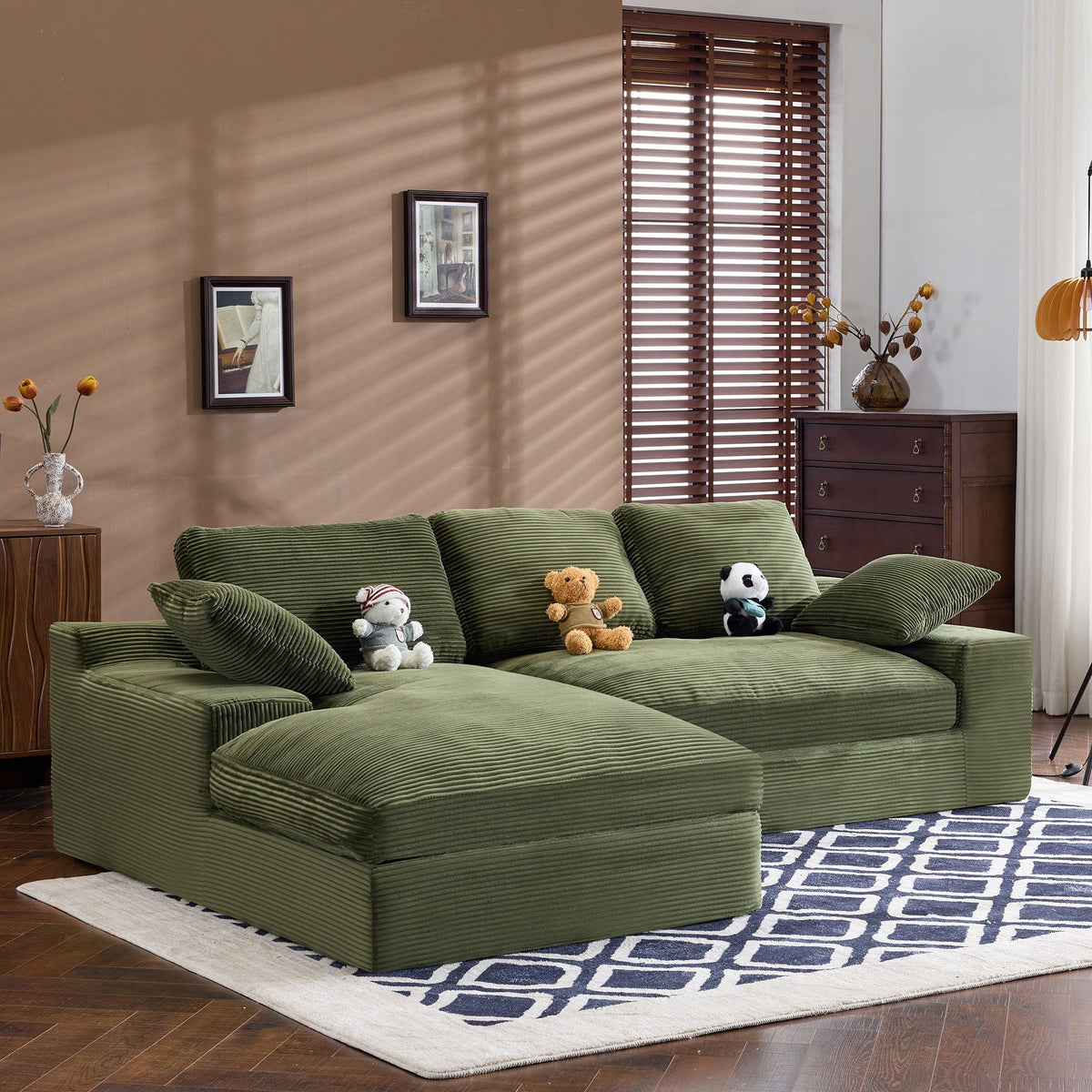 Compressed Sofa With 3 Back Cushions, 2 Throw Pillows