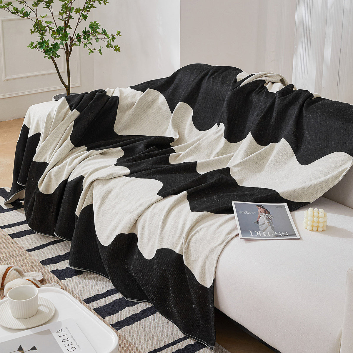 Chenille Minimalist Wavy Sofa Throw Cover, Cozy Blankets for Couch, Machine Washable Couch Protector