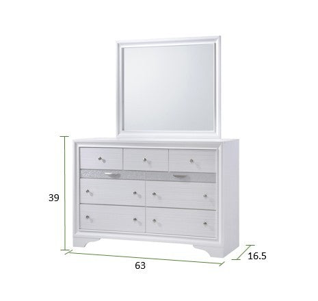 Traditional Style Queen 4 Pc Storage Bedroom Set Made with Wood in White