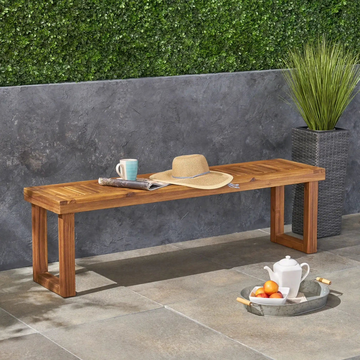 Nestor Bench