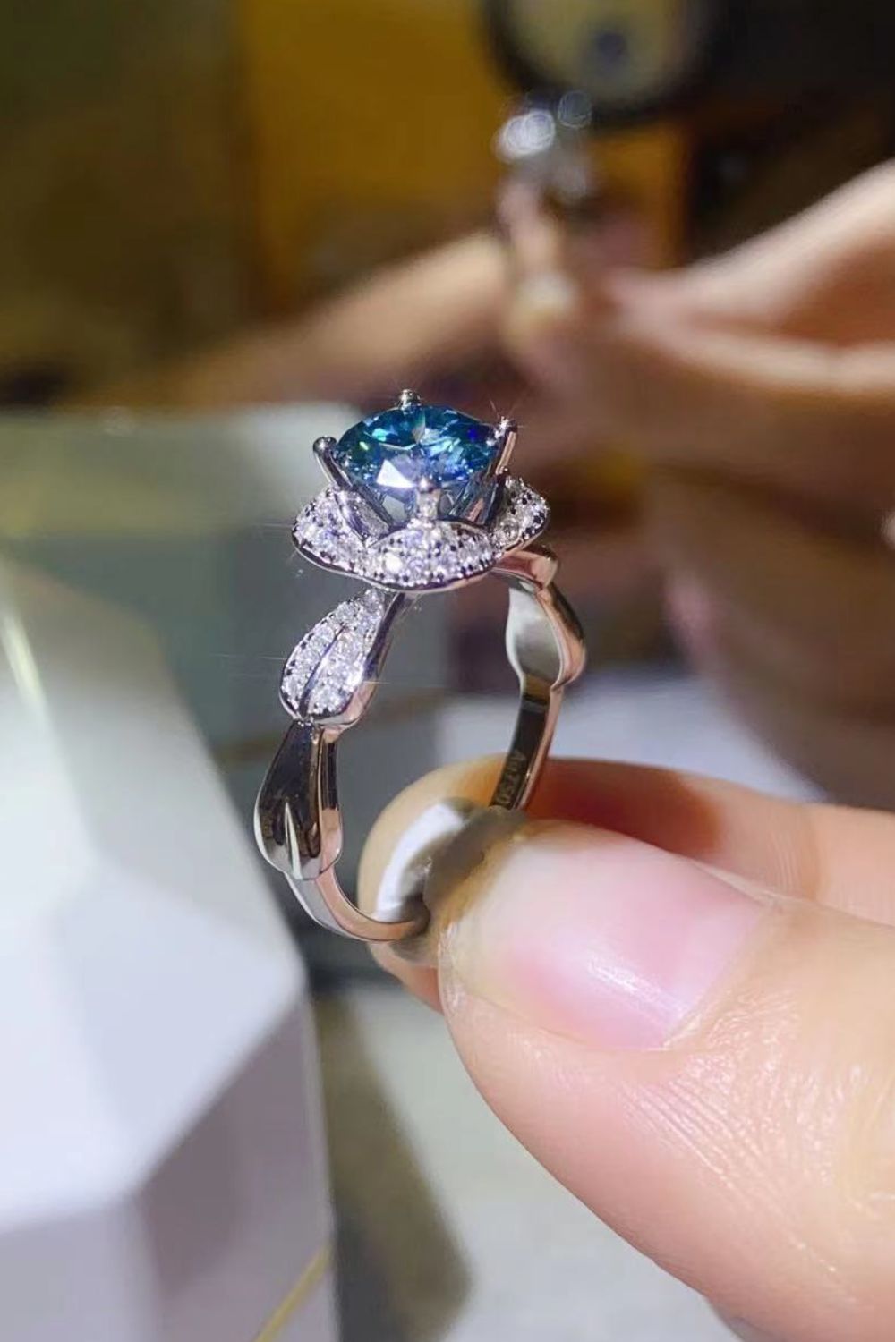 Better Love Next Time 1 Carat Sky Blue Blue Sparkala™ Ring