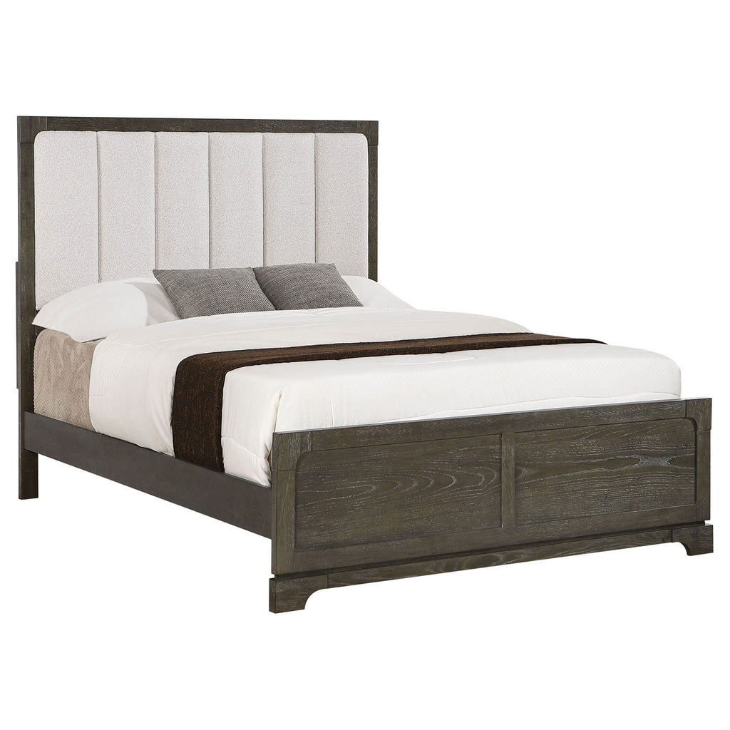 Harbington - Panel Bed