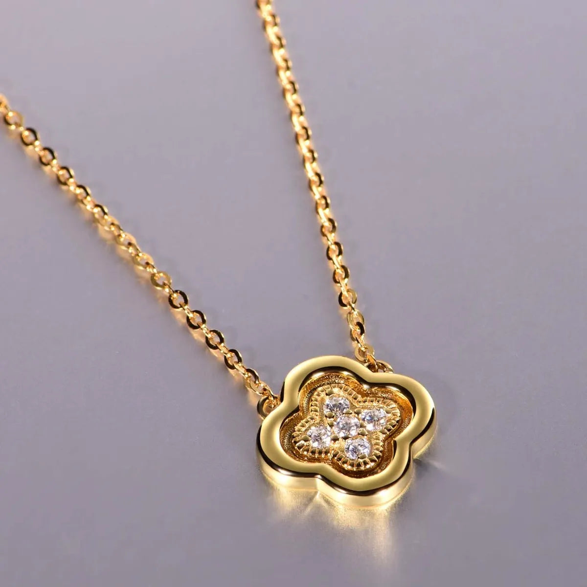 925 Sterling Silver Sparkala™ Leaf Clover Necklace
