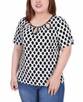 Ny Collection Plus Size Short Sleeve with Ring Details Top, 2X