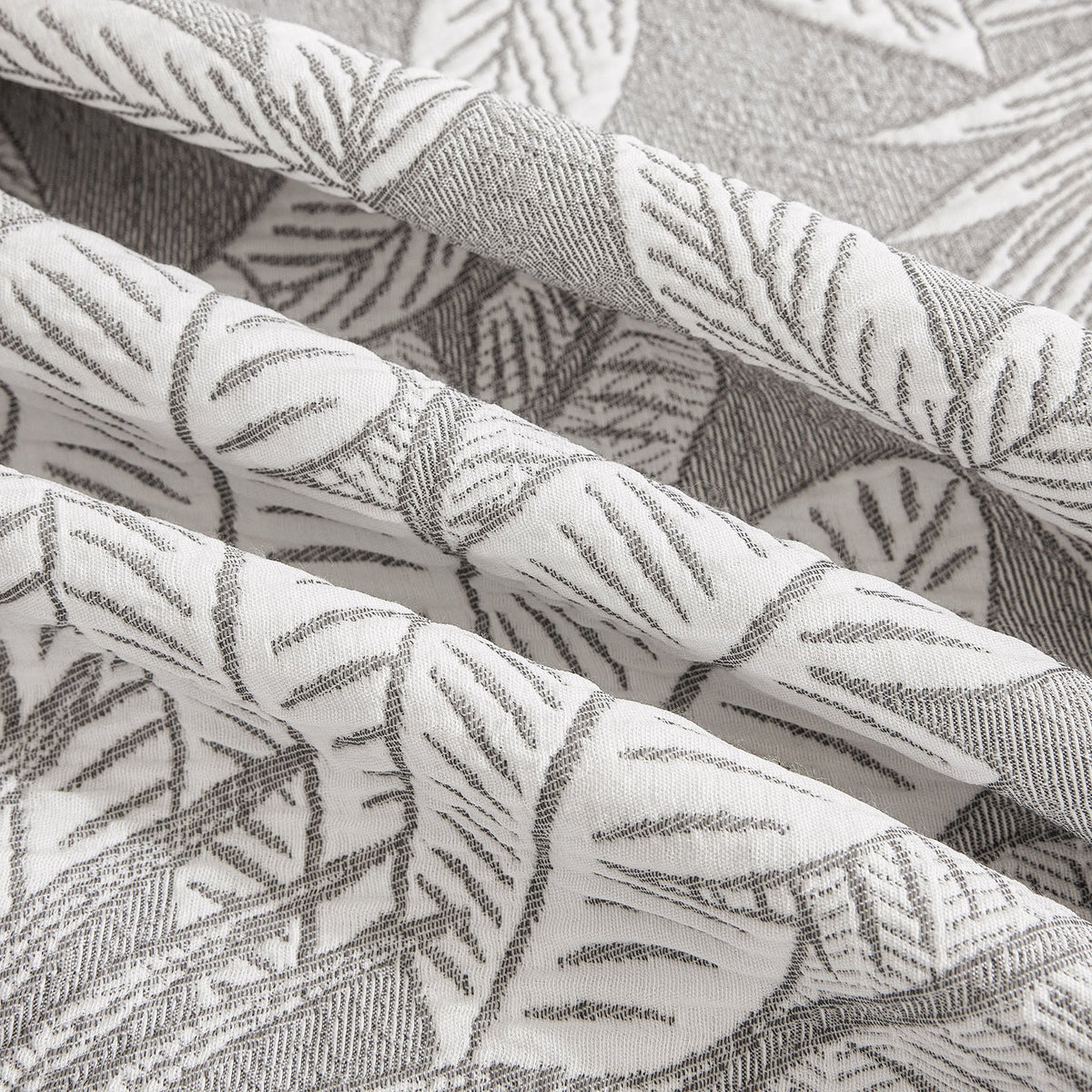 Tropical Botanical Leaf Texture Furniture Protector Blanket Soft Breathable Sofa Cover