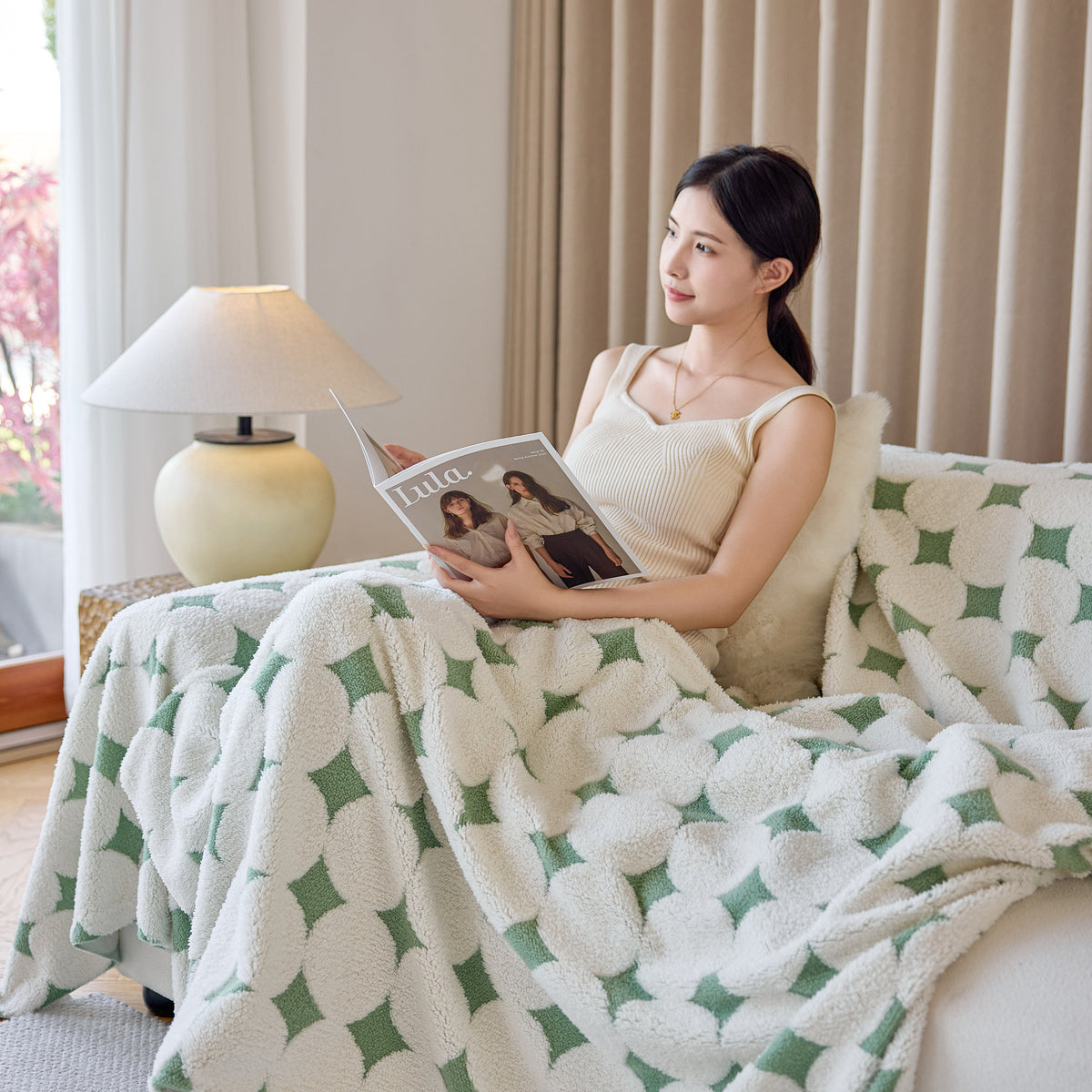 Geometric Jacquard Plush Warm Sofa Couch Cover Coral Fleece Throw Blanket for Couch