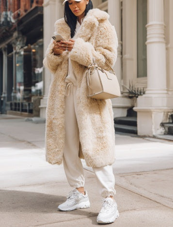 Oversized Faux Fur Coat In Beige Long Plush Winter Outerwear