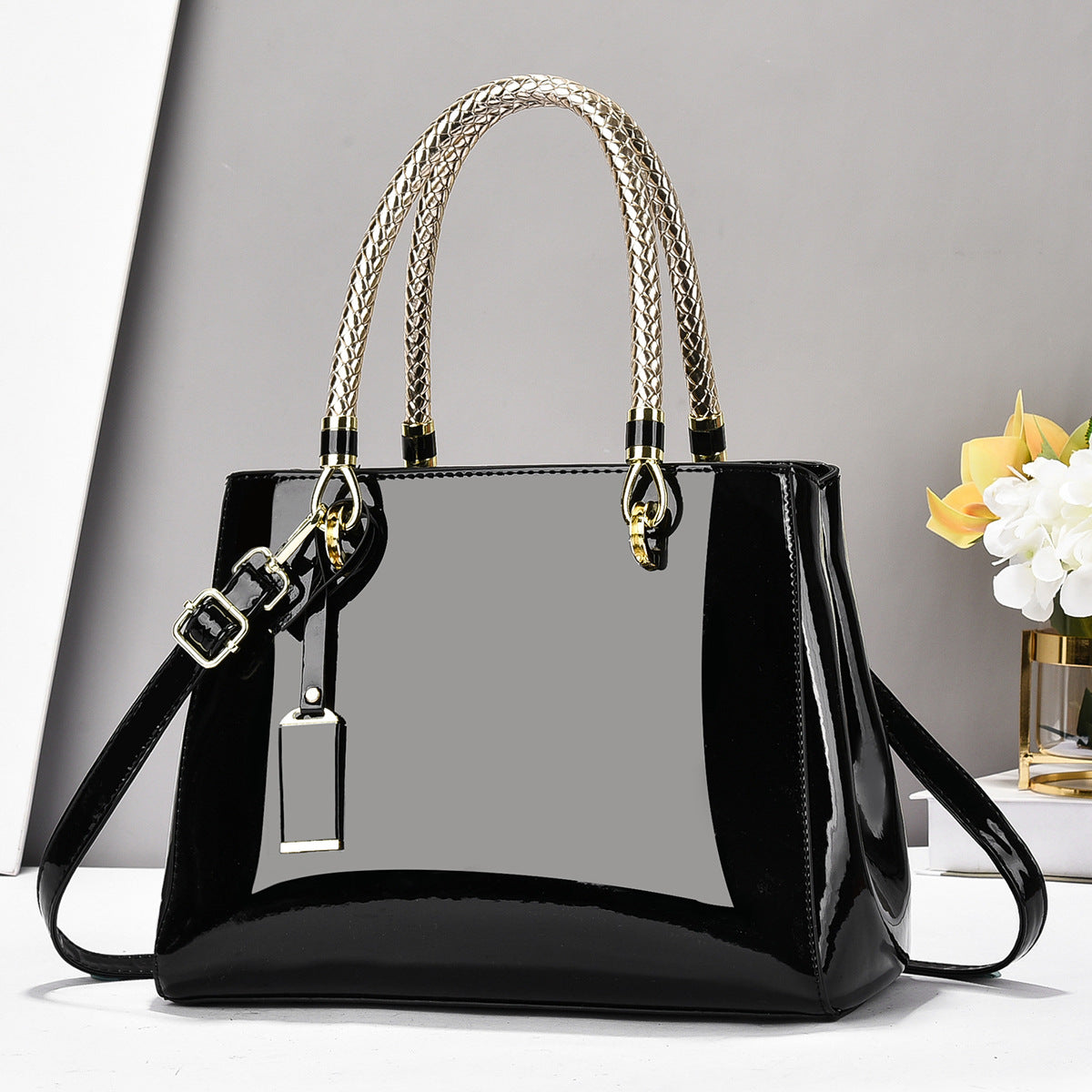 Fashionable Patent Leather Glossy Handbag Large-Capacity Casual Shoulder Crossbody Bag