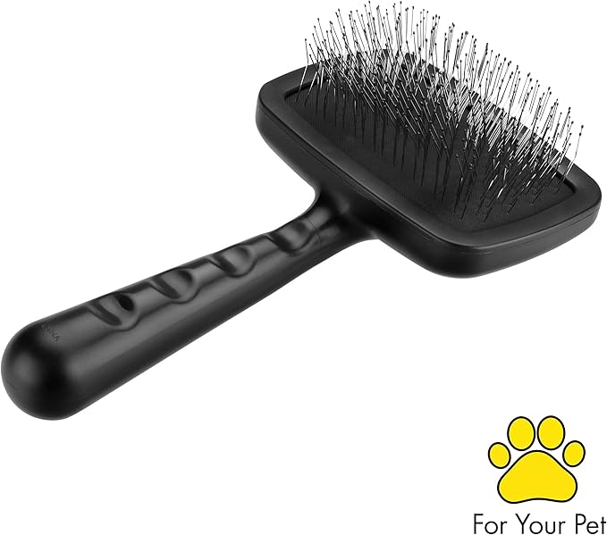 Tweezerman Dog and Cat Slicker Brush for Large Pets, Grooming Brush with Coated Bristles to Prevent Scratching and Ergonomic Handle