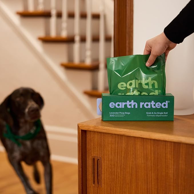 Earth Rated Dog Poop Bags, Thick Grab and Go Single Roll, Ideal for Backyard Pickups, Lavender Scented, 300 Count
