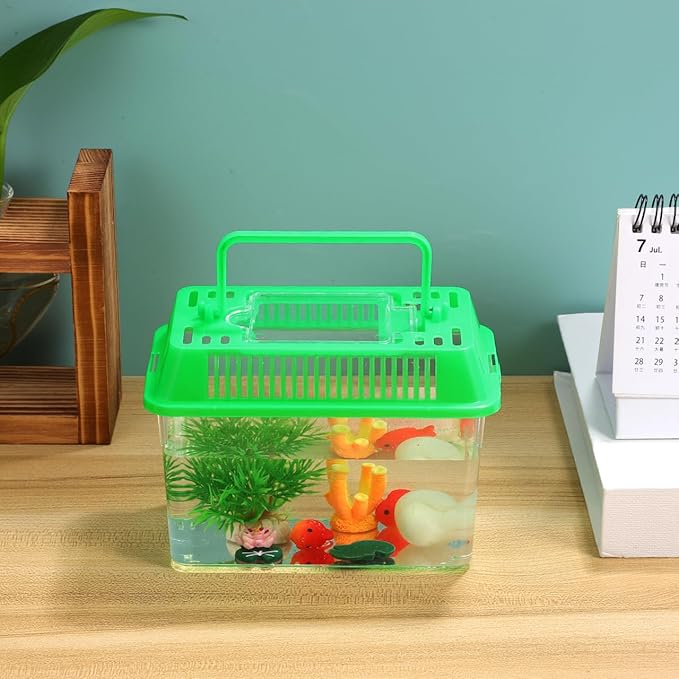 Mini Handheld Fish Tank Portable Plastic Aquarium with Lid for Turtles and Pet Fish Easy to Clean Transparent Design for Goldfish and Aquatic Pets