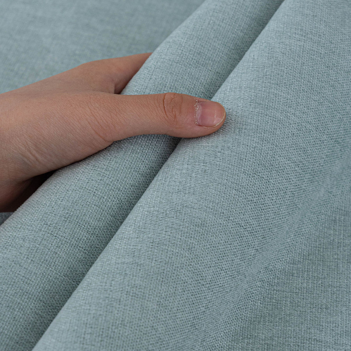 Waterproof Couch Cover Throw, Non Slip Furniture Protector for Leather & Fabric Sofa