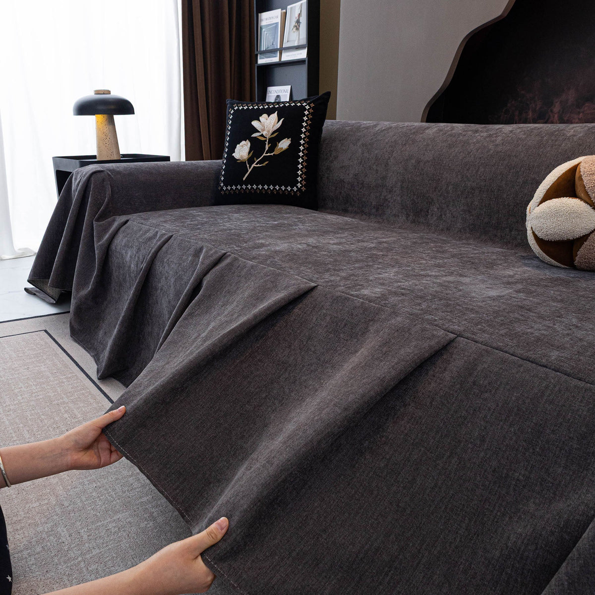 Waterproof Couch Cover Throw, Non Slip Furniture Protector for Leather & Fabric Sofa