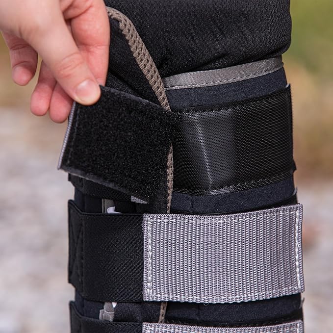 Dura-Tech Stable Quick Wraps for Horses | Ultimate Comfort & Protection for Equine Legs | Enhanced with Far-Infrared Technology | Perfect for Trailering or Stabling | Size Medium