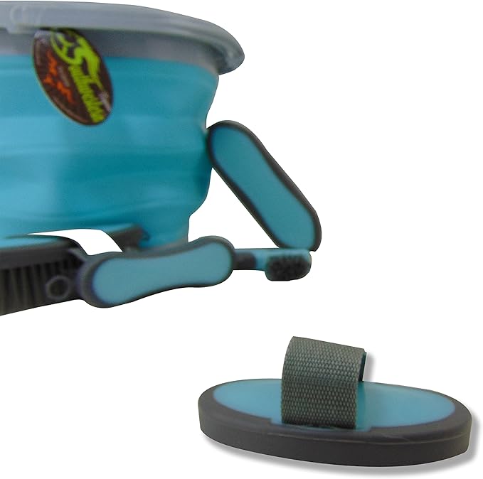 Collapsible Grooming Kit 10 Liter Bucket and 5 Grooming Tools by Southwestern Equine (Turquoise)