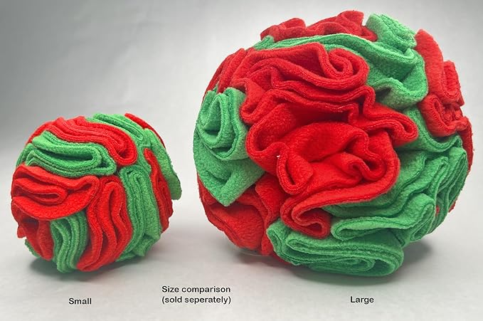 Puppy and Medium Breed Snuffle Interactive Foraging Dog Puzzle Ball Toy Christmas Green and Red Large