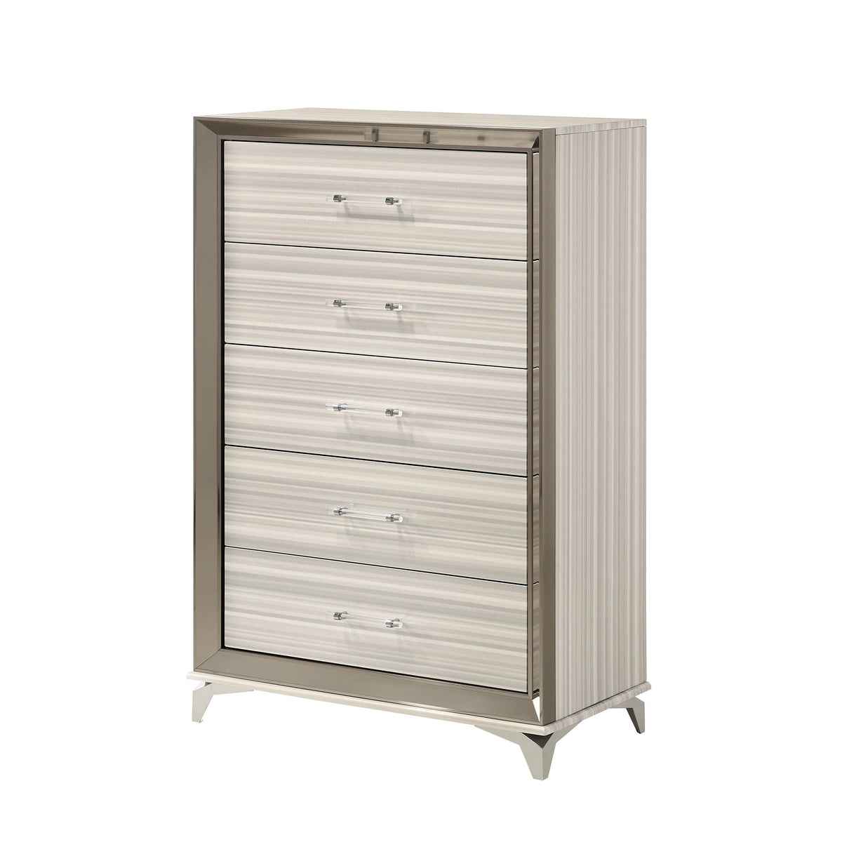Star - Chest - White