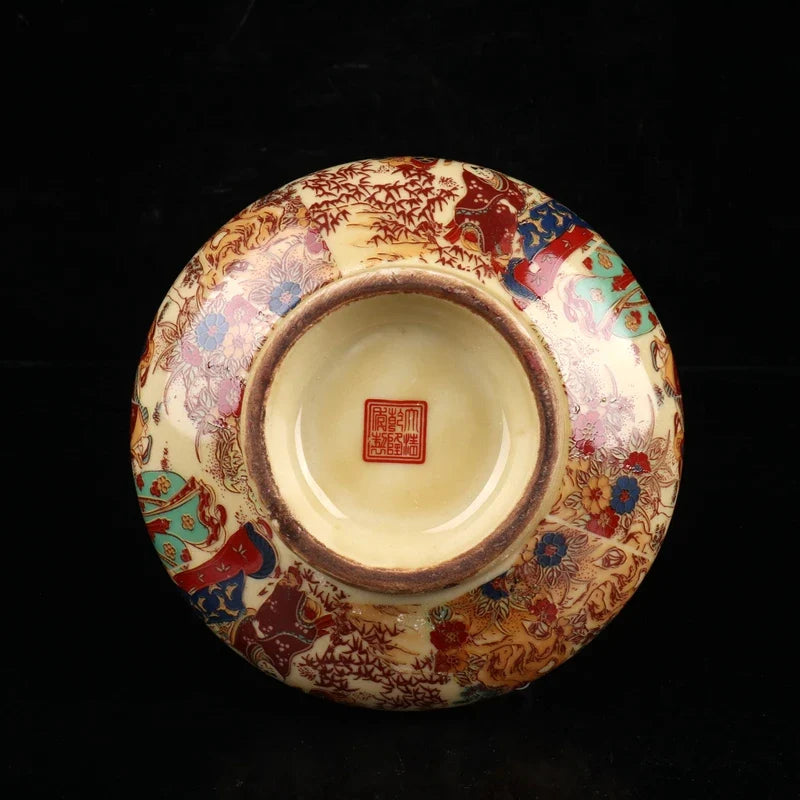 Exquisite Chinese Old Collectible Handmade Porcelain Painted with Japanese Dowager storage vase