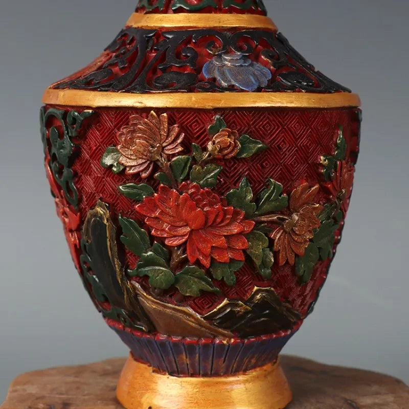 Chinese Antique Jingdezhen Flower & Bird Vase – Qing Qianlong Style