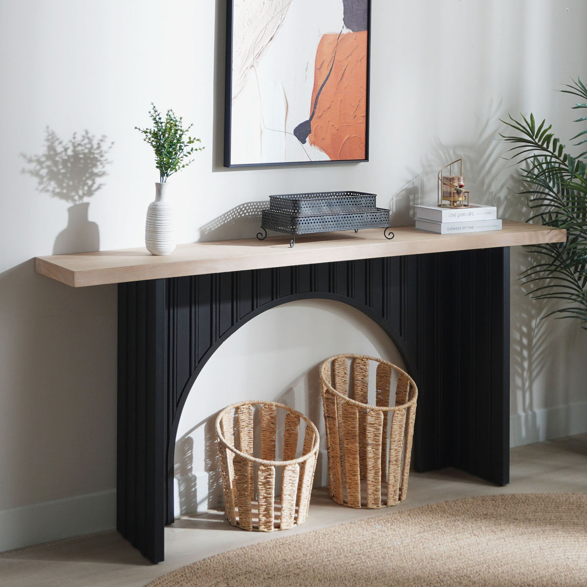 Arch Fluted Table