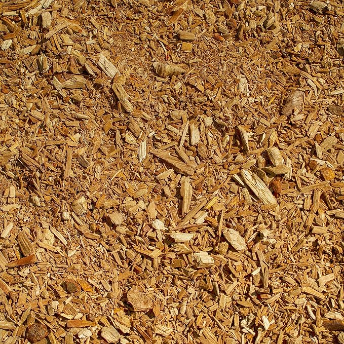 Premium Gold Wood Mulch for Landscaping, Gardens, Lawns, Potting Media, and Potted Plants (0.5 CF - 14 L - 15 QTS)