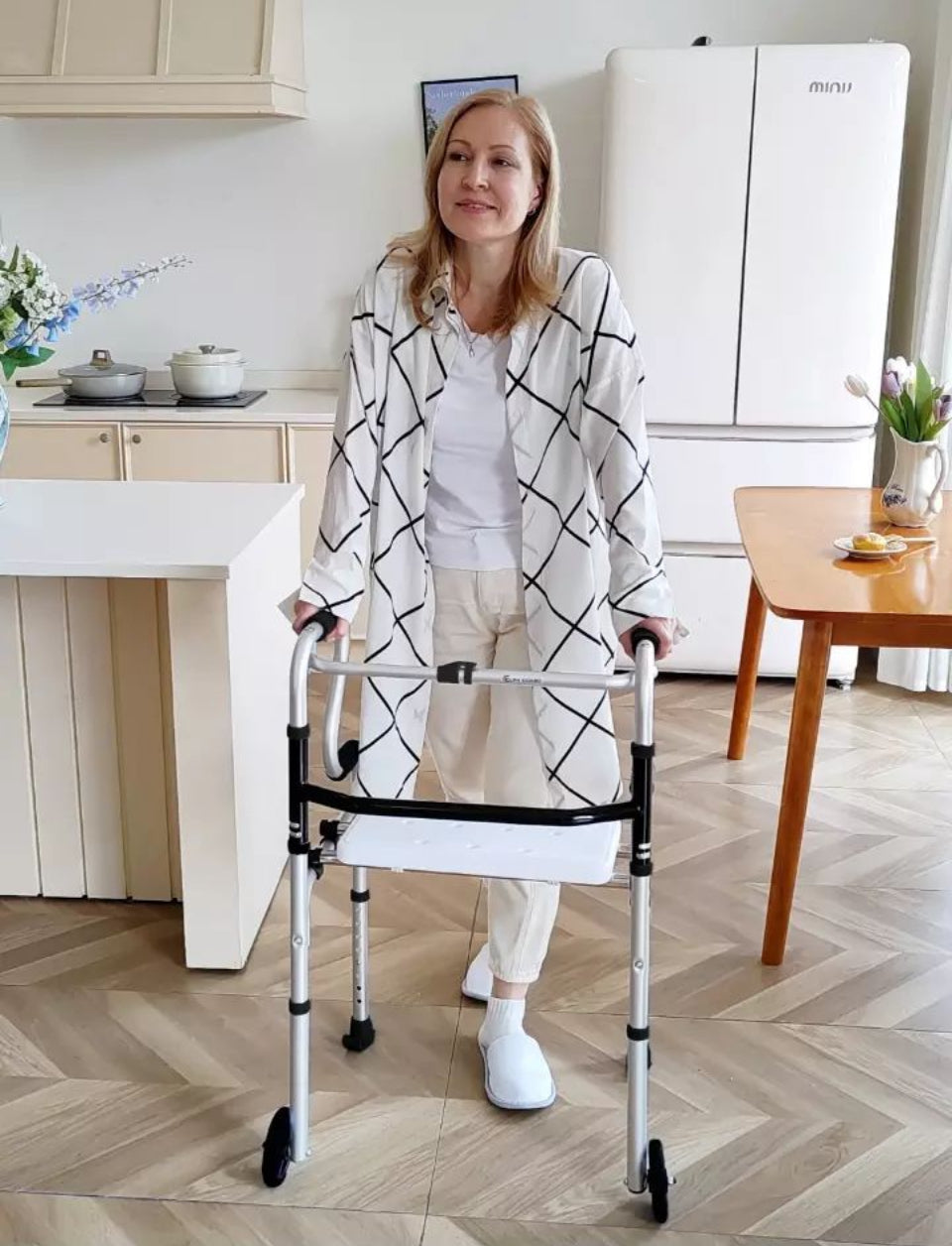 Open Box ElphGuard 4in1 Walkers for Seniors, Front Wheeled Walker, 2 Wheel Standard Walker