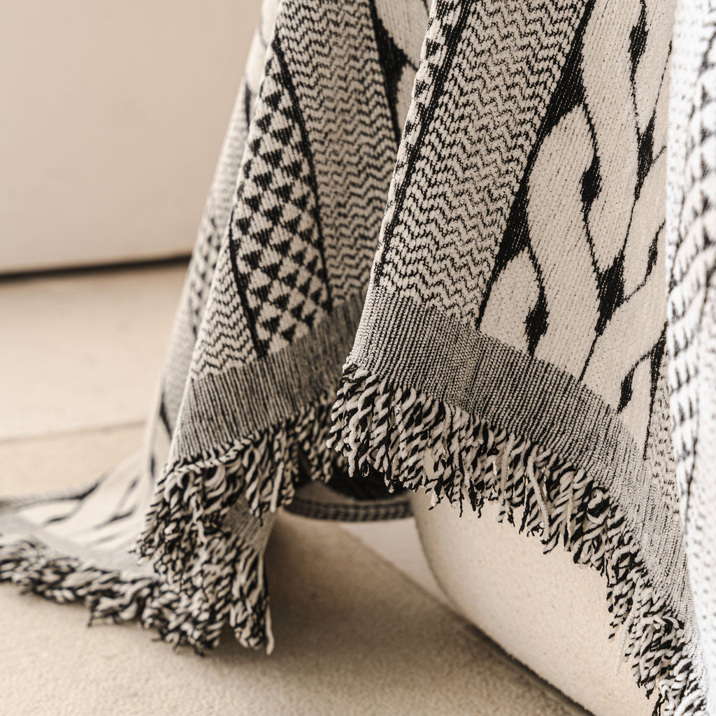 Sofa Cover Blanket Throw with Tassels, Decorative Furniture Protector for Dogs/Pets
