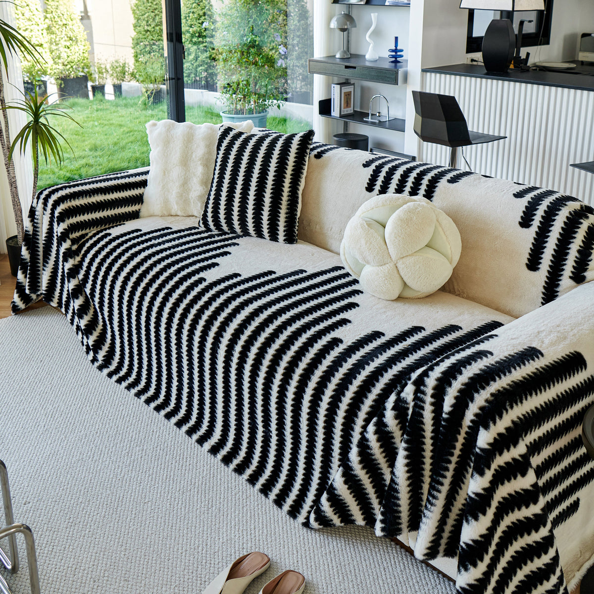 Warm Faux Fur Luxury Sofa Throw Blankets, Soft Cozy Thick Plush Shaggy Blankets for Couch Chair Bed
