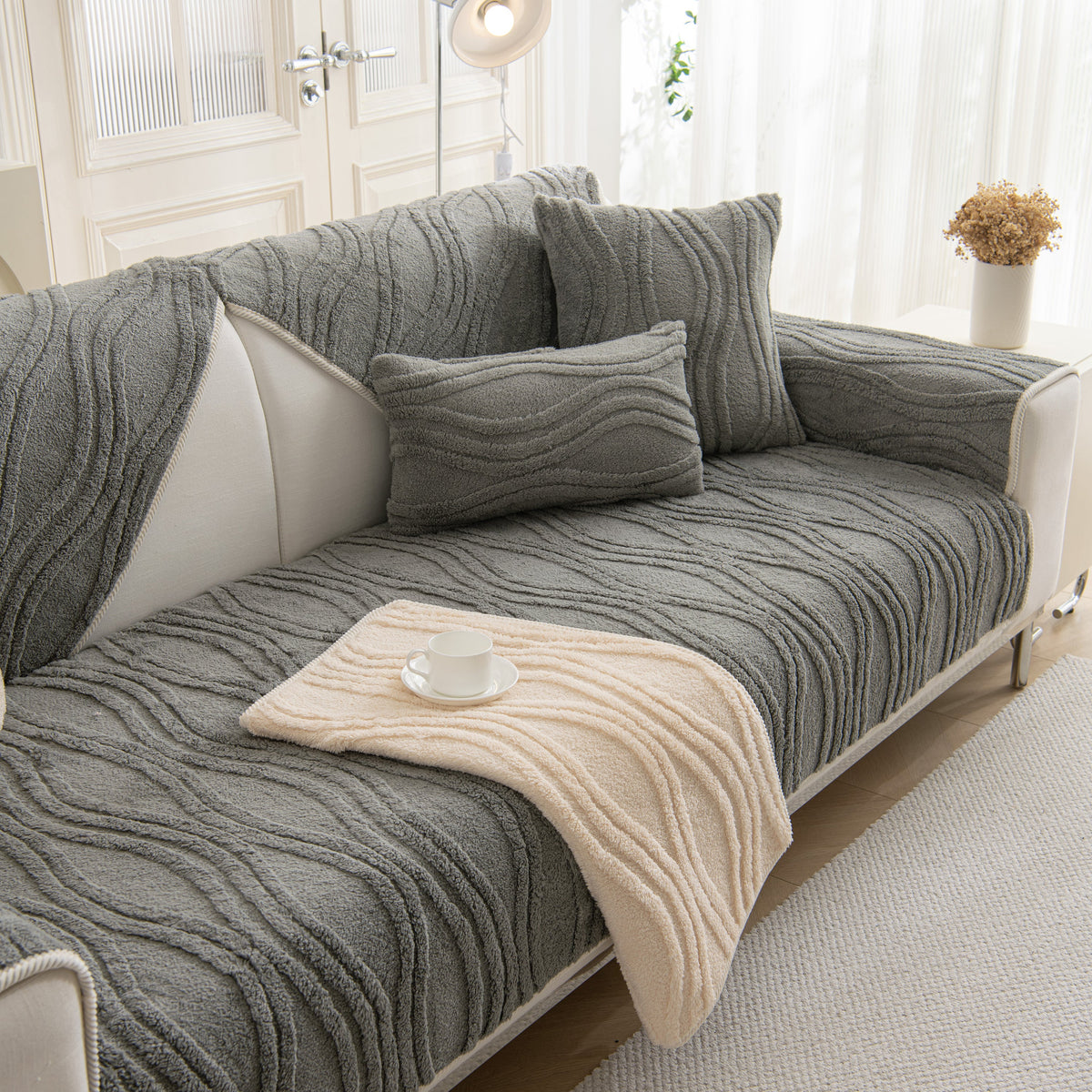 Winter Thickened Non-slip Blanket, Three-Dimensional Embossed Cotton Velvet Sofa Cover
