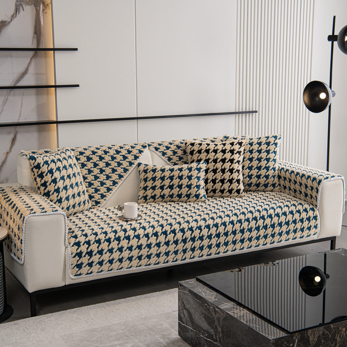 Winter Thickened Sherpa Fleece Houndstooth Sofa Cushion, Non-slip Sofa Cover with Plush
