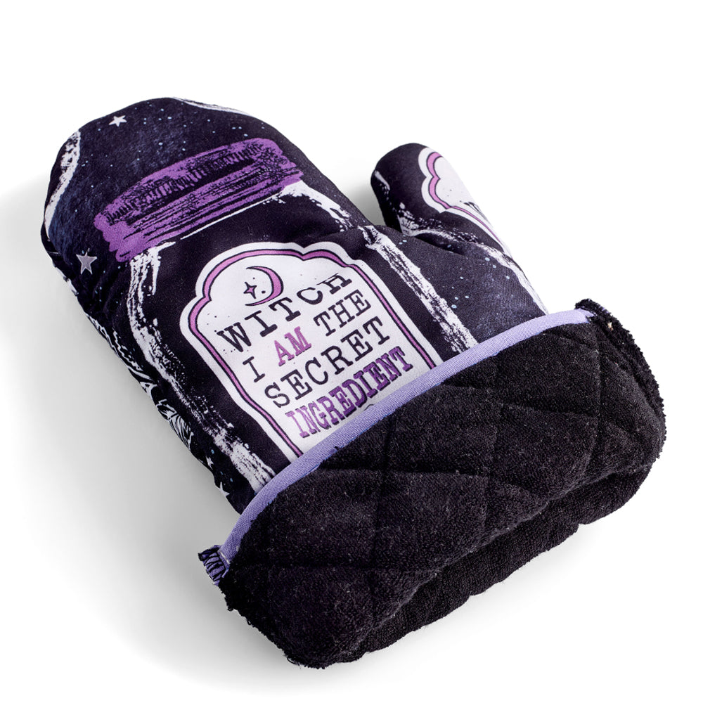 Kitchen Witch Oven Mitt Set