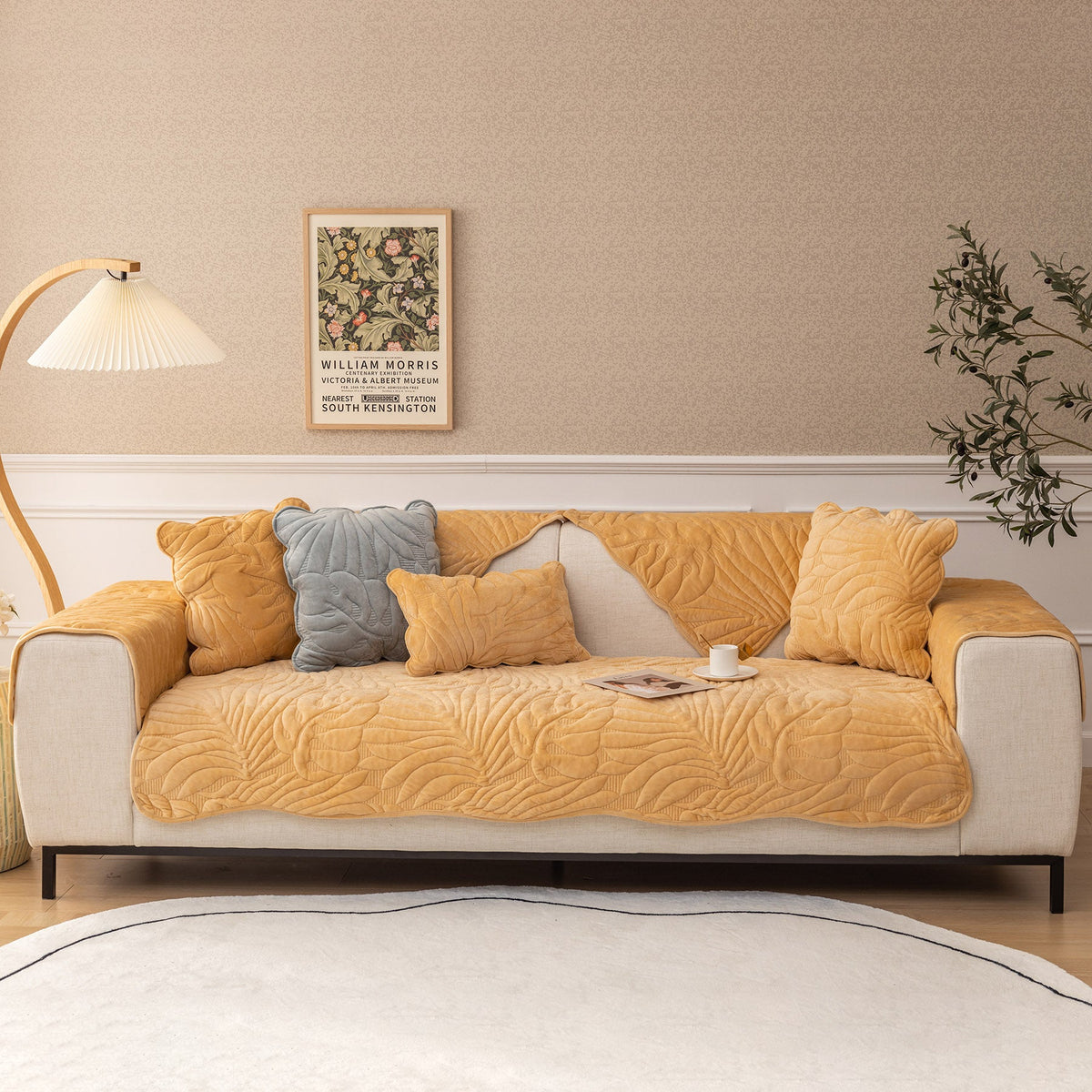Soft Velvet Plush Non-Slip Sofa Cover Quilted Palm Leaves Sofa Seat Pad for Kids and Pets