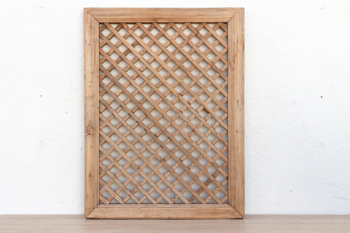 The Classic Grid, Antique Lattice Screen