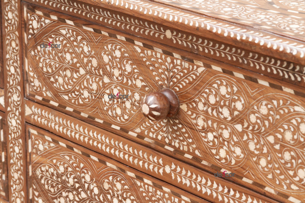 Royal Inspired 8-Drawers Finely Inlay Dresser