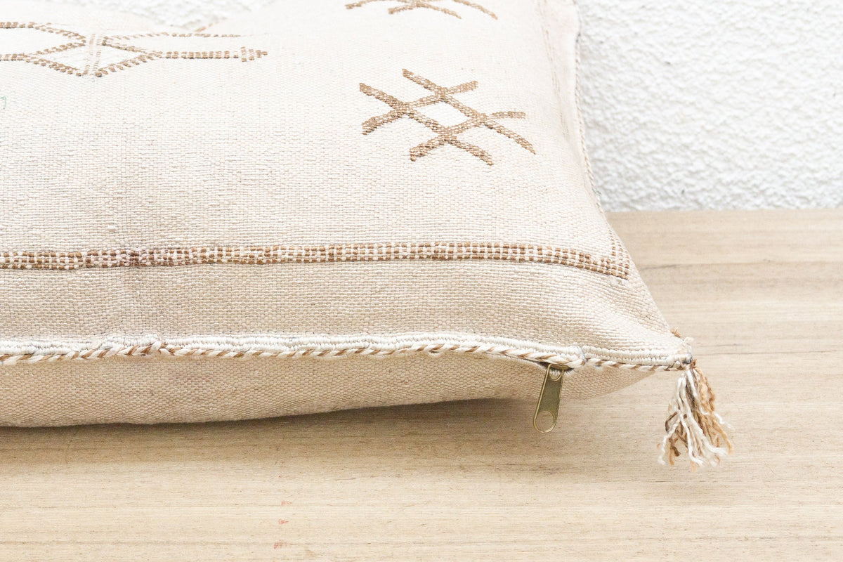 Camel Trail Lumbar Silk Rug Lumbar Pillow