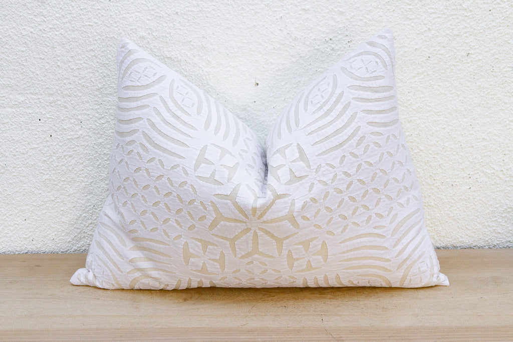 Pace Pumice Lumbar Applique Pillow Cover