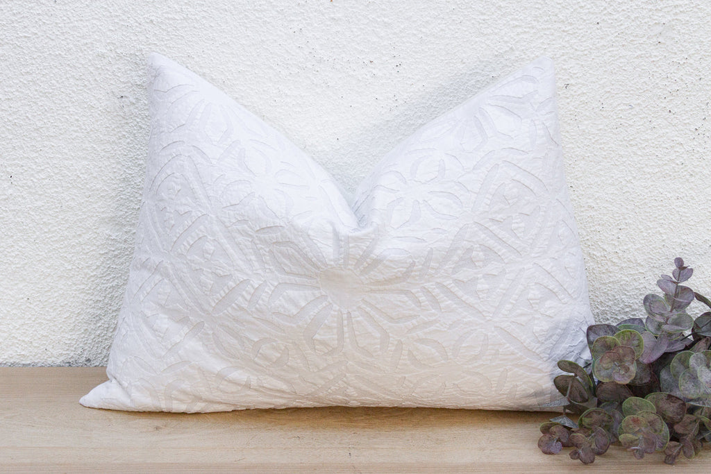 Paper Lace Lumbar Applique Pillow Cover