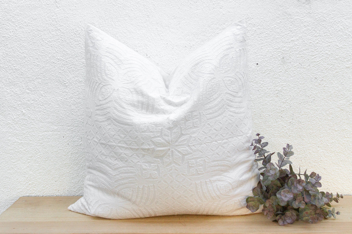 Coastal Large Applique Pillow Cover